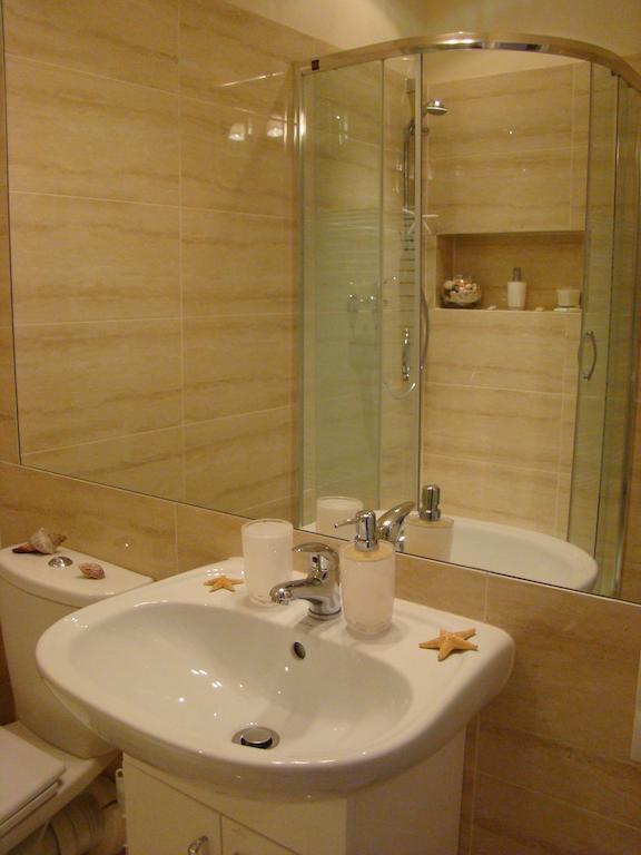 Royal Route 29 Comfort Rooms Cracovie Chambre photo