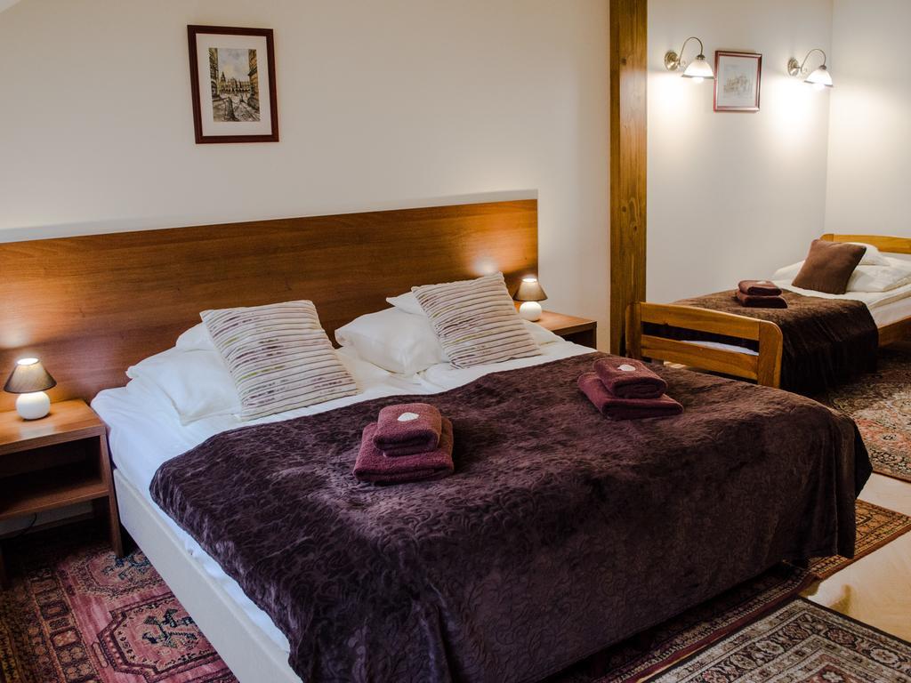 Royal Route 29 Comfort Rooms Cracovie Extérieur photo