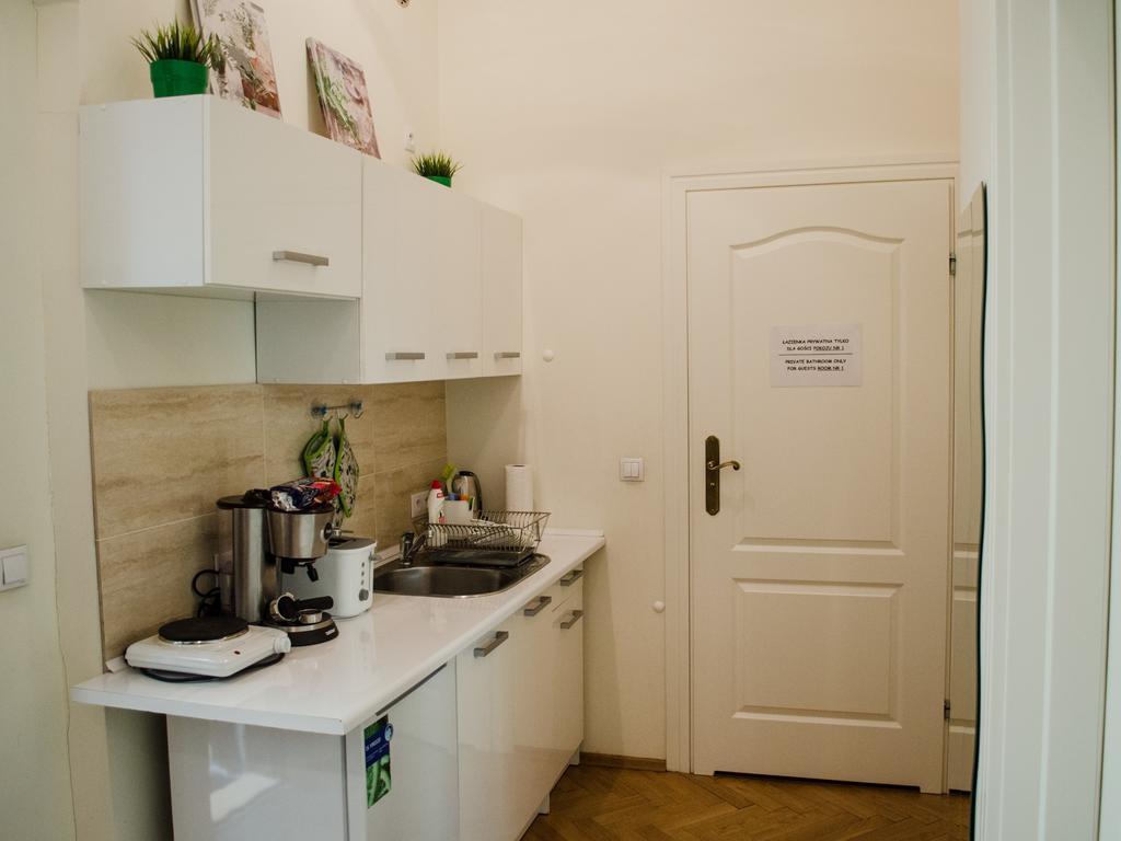 Royal Route 29 Comfort Rooms Cracovie Extérieur photo