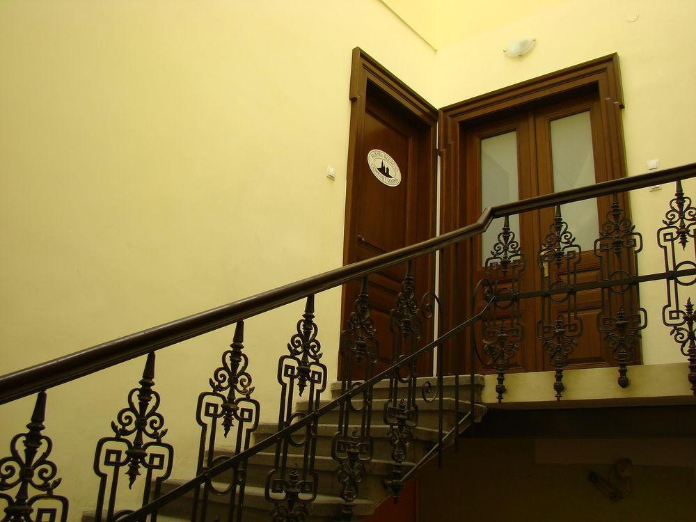 Royal Route 29 Comfort Rooms Cracovie Extérieur photo