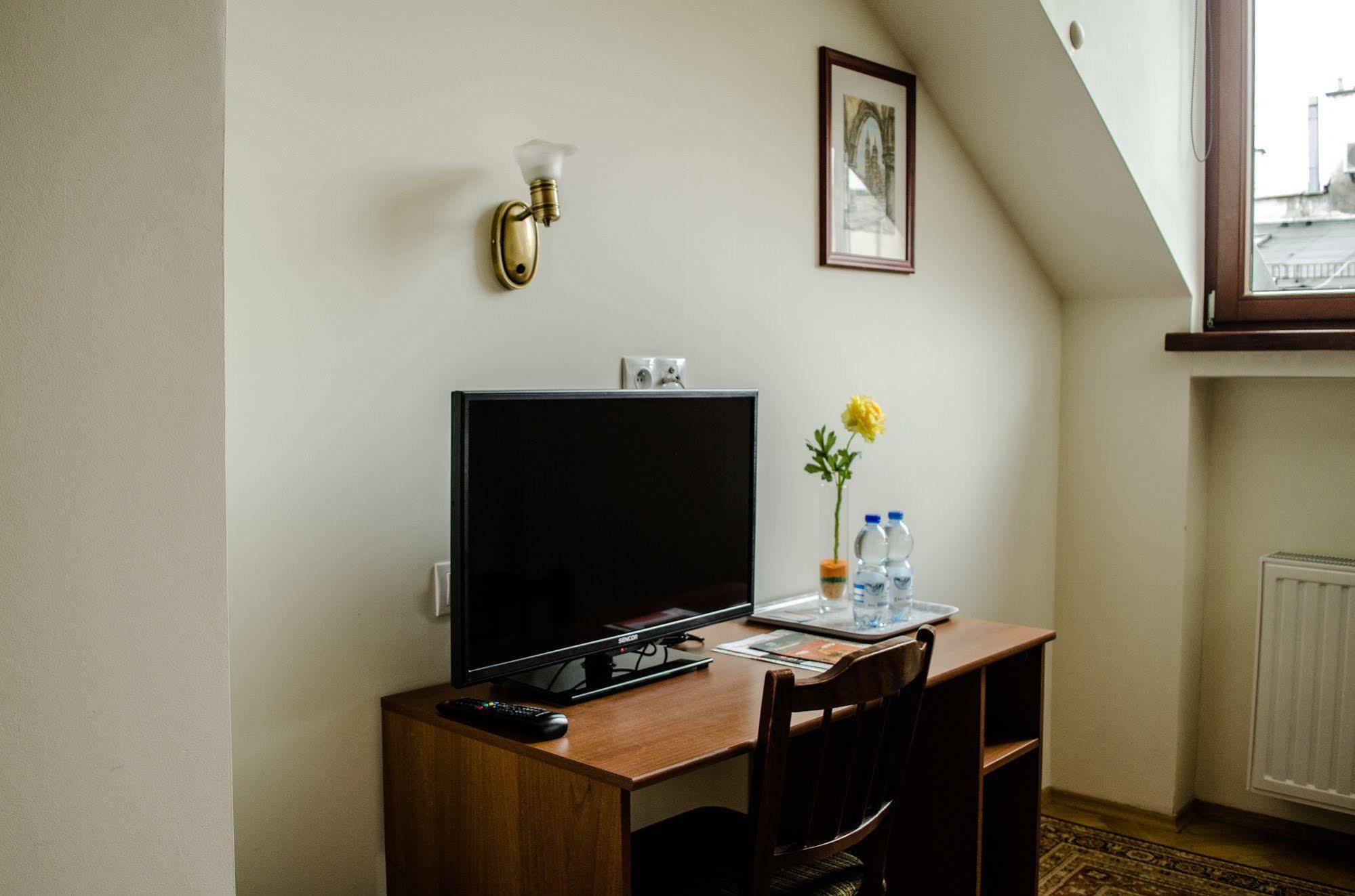Royal Route 29 Comfort Rooms Cracovie Extérieur photo