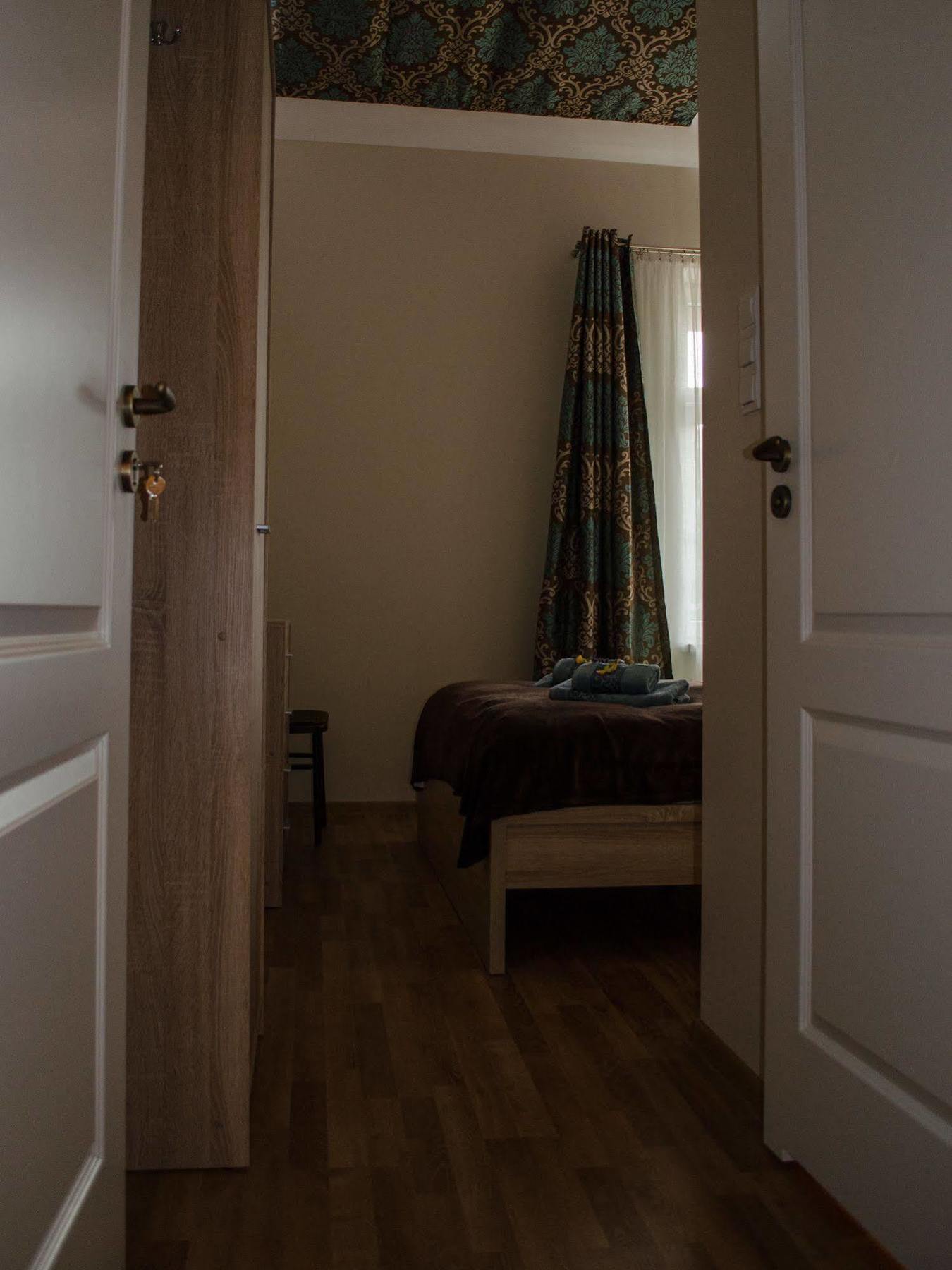 Royal Route 29 Comfort Rooms Cracovie Extérieur photo