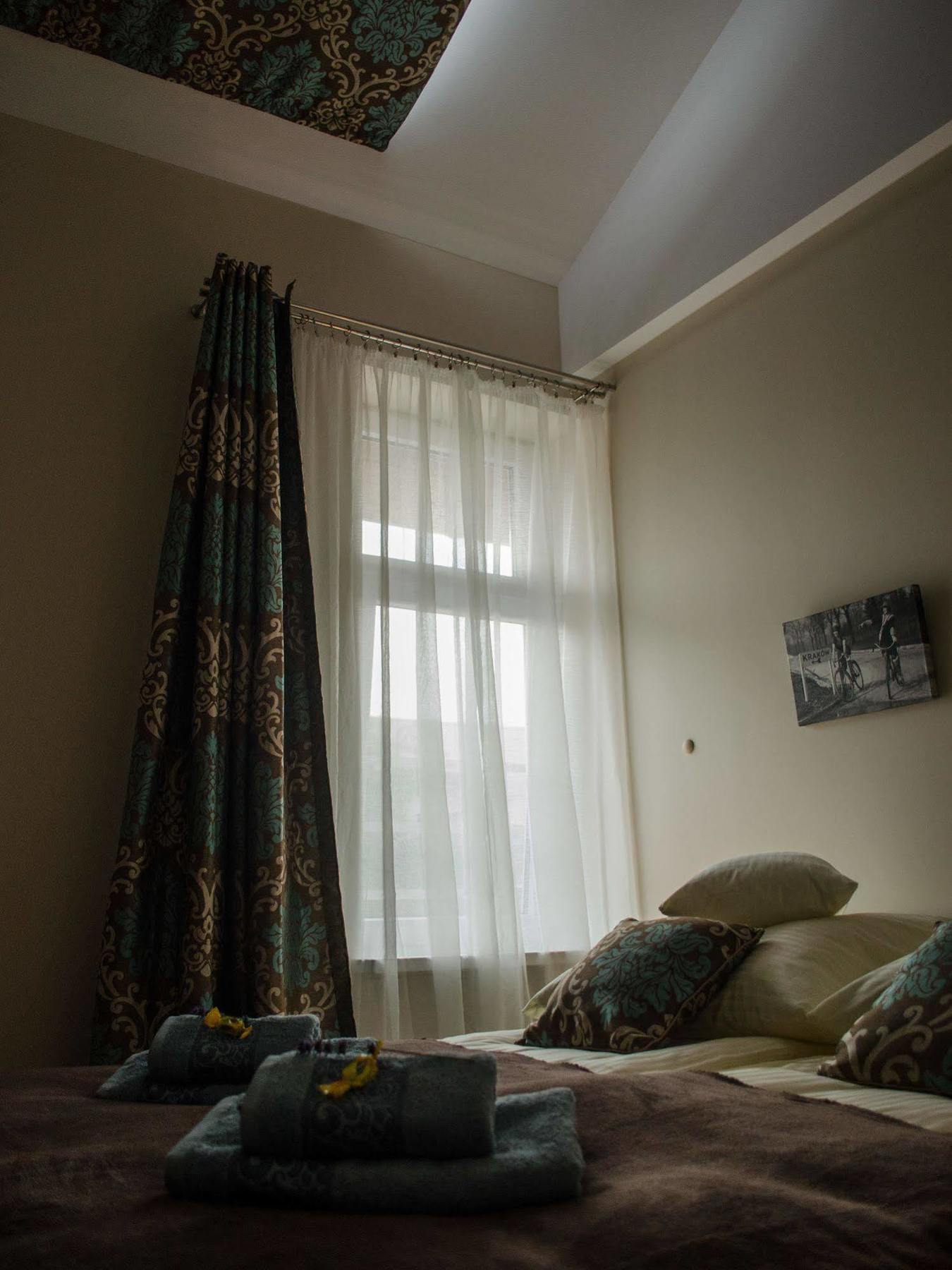 Royal Route 29 Comfort Rooms Cracovie Extérieur photo